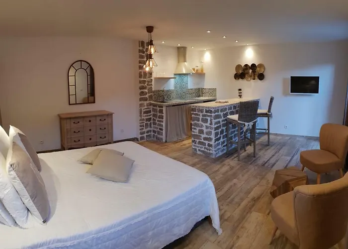 公寓 Maredda 2 萨尔泰纳